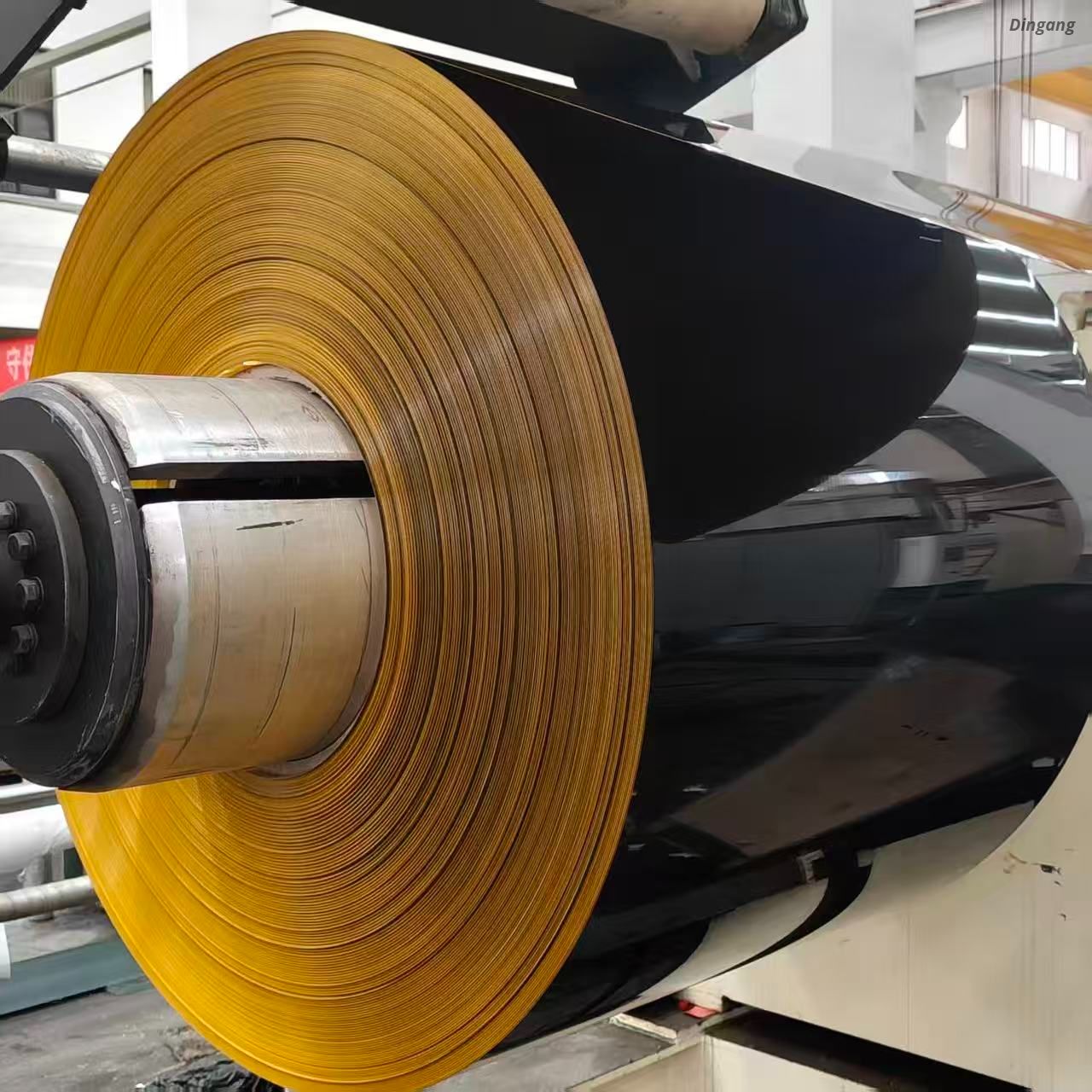 Prepainted Aluminum Sheet Coil High Glossy Black 1200mm Feeding Width To 1160mm Effective Width for Metal Roof